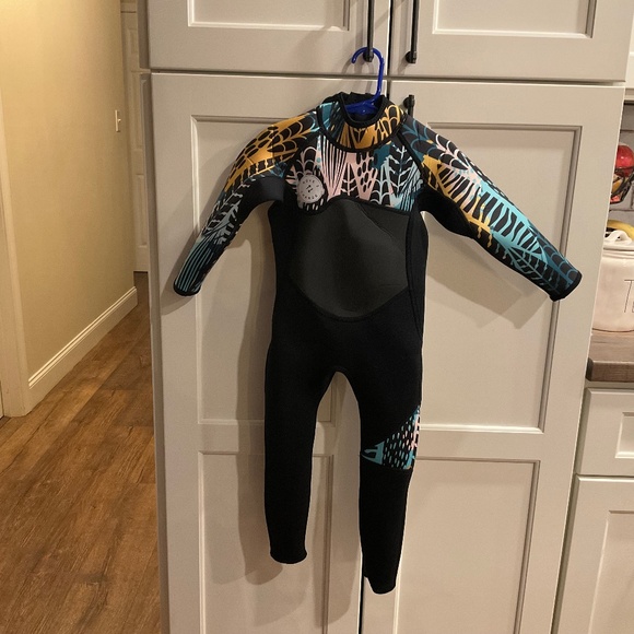 Move 2 Change Swim Nwot Move 2 Change Full Length Children Wetsuit